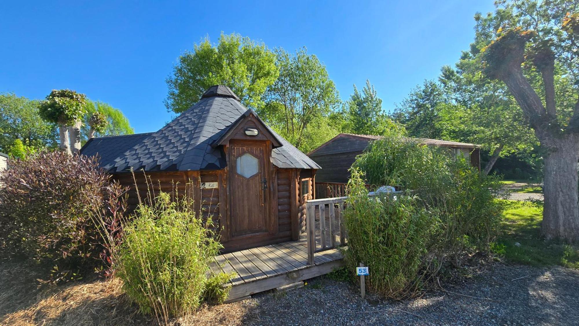 Camping Les Mancellieres Avrille  Bagian luar foto