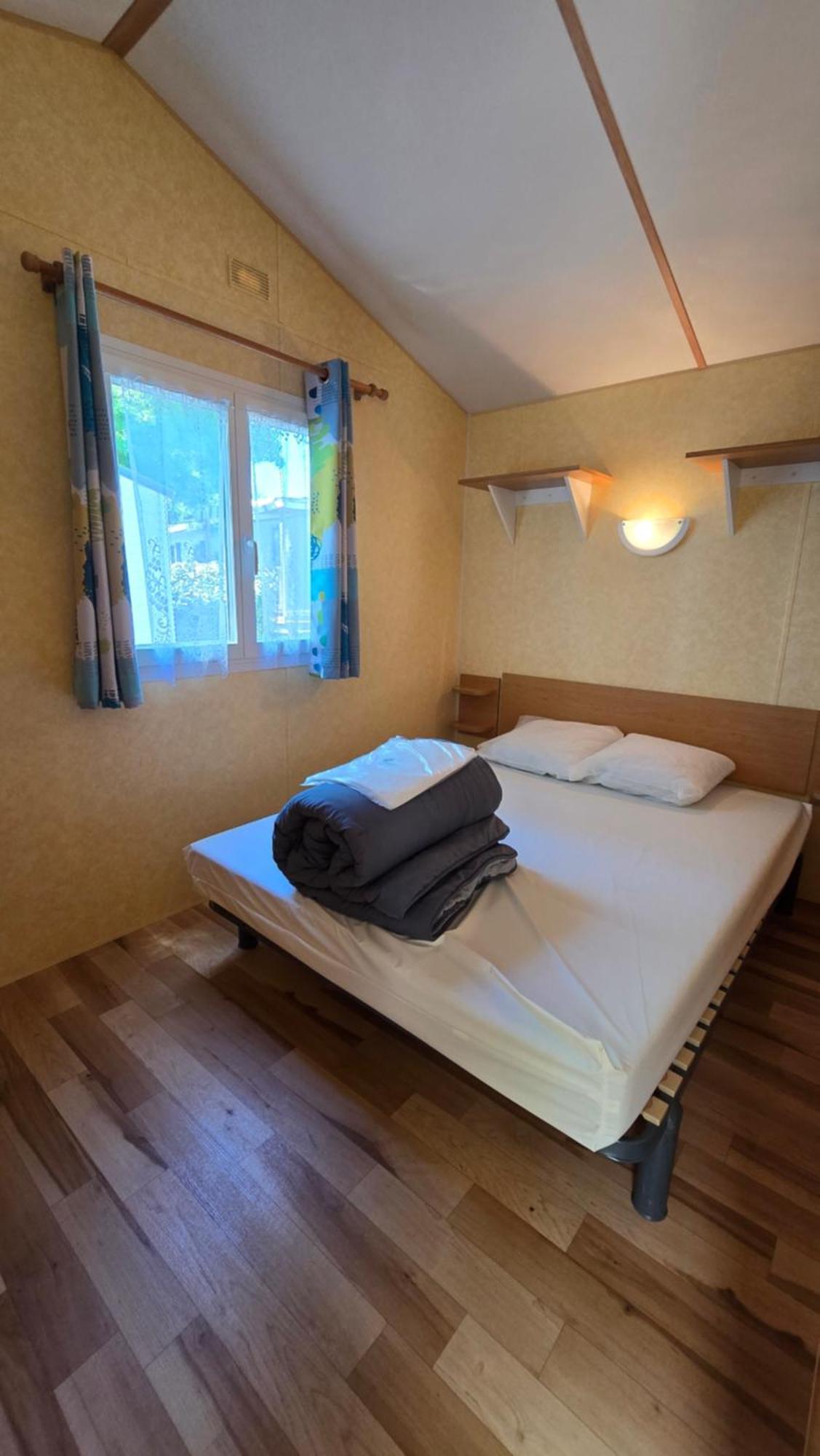 Camping Les Mancellieres Avrille  Ruang foto