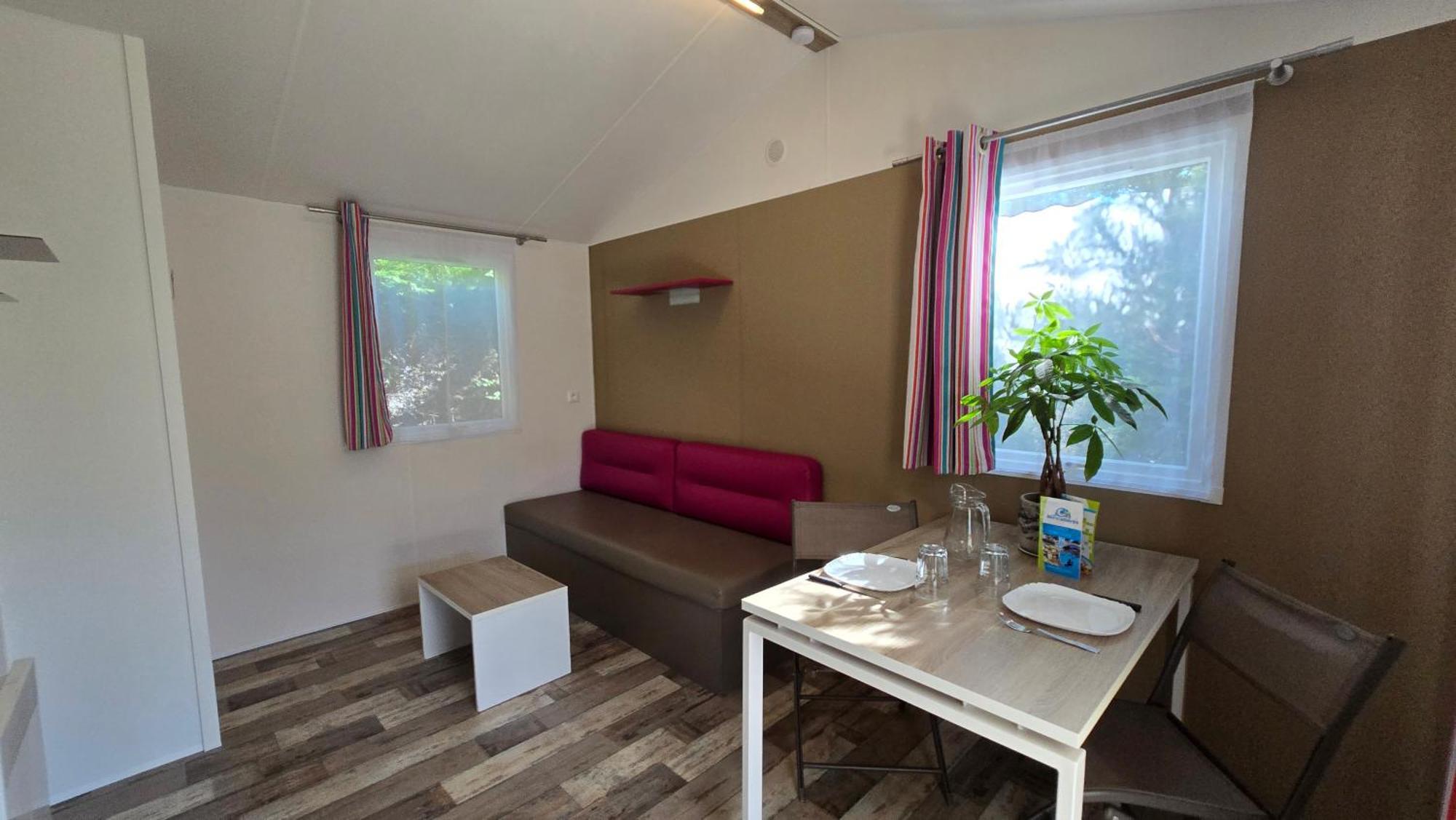 Camping Les Mancellieres Avrille  Ruang foto