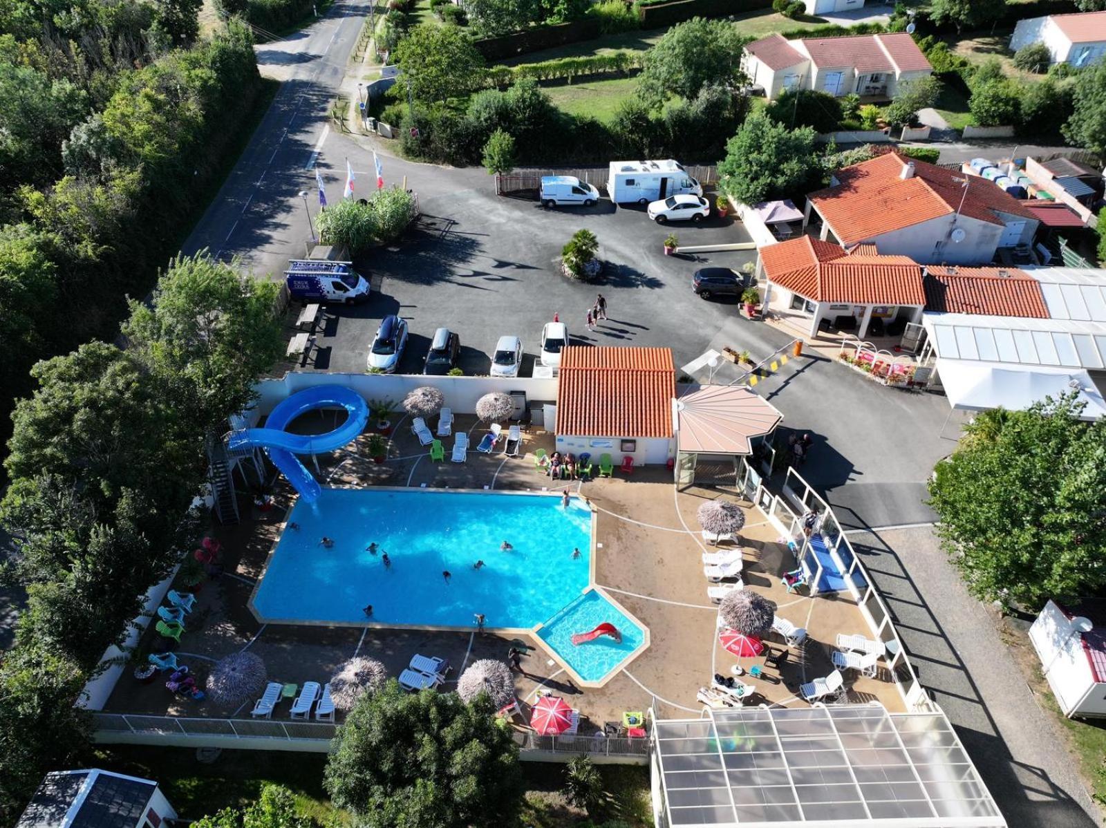 Camping Les Mancellieres Avrille  Bagian luar foto