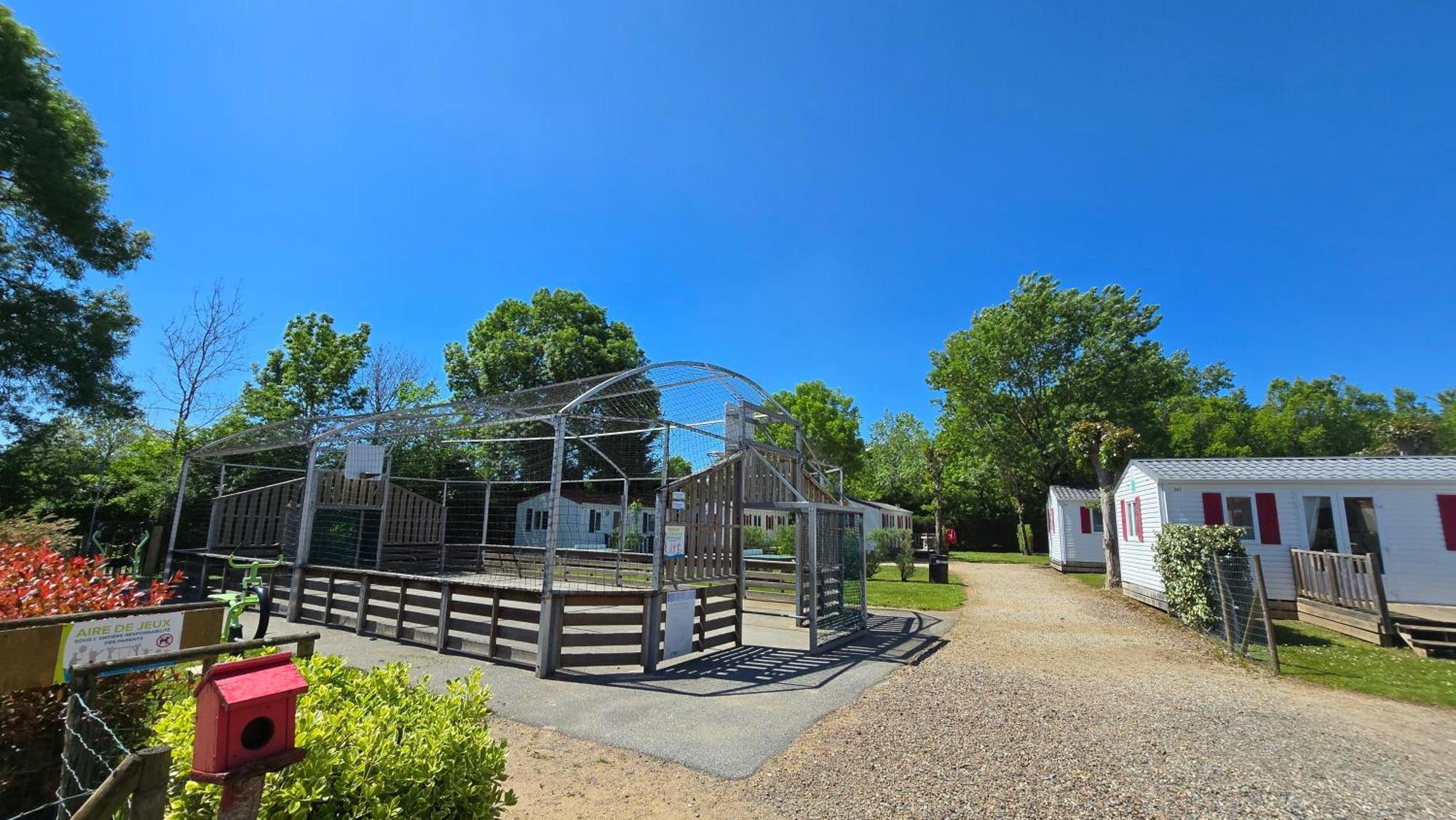 Camping Les Mancellieres Avrille  Bagian luar foto