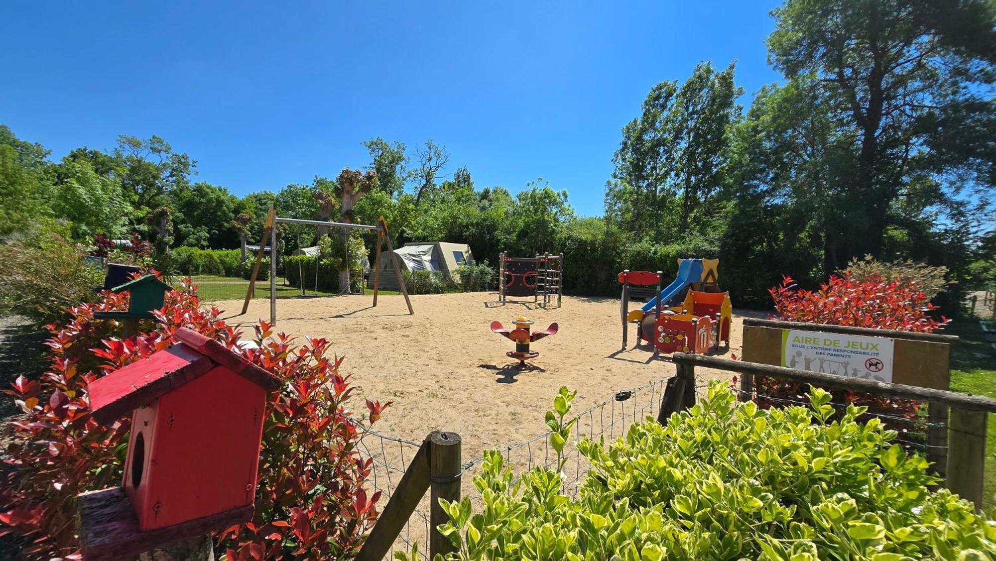 Camping Les Mancellieres Avrille  Bagian luar foto